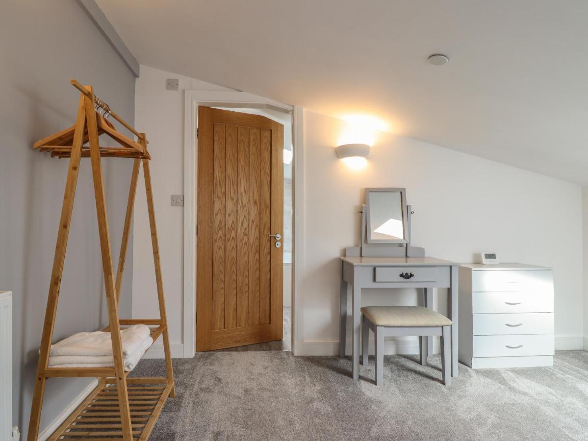 Bryn Cae Villa Ландъндо Екстериор снимка