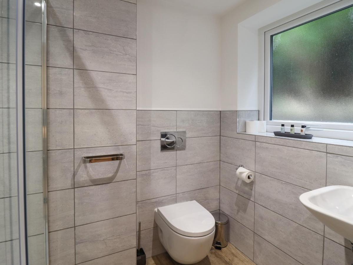 Bryn Cae Villa Ландъндо Екстериор снимка